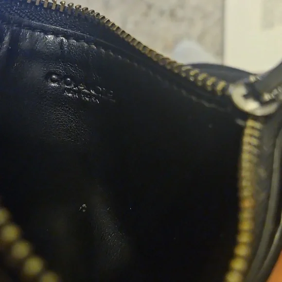 Coach Leather Multiway Zip Card Case - Picture 6 of 9